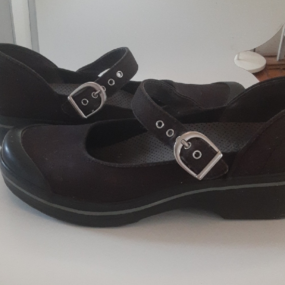 Dansko Valerie Canvas Vegan Size 39/8.5. Excellent Condition